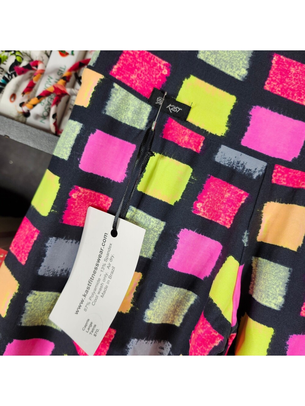 NWT KAST Fitness Wear Tetris Print Capri Leggings Women's Large Neon Workout - Picture 4 of 5